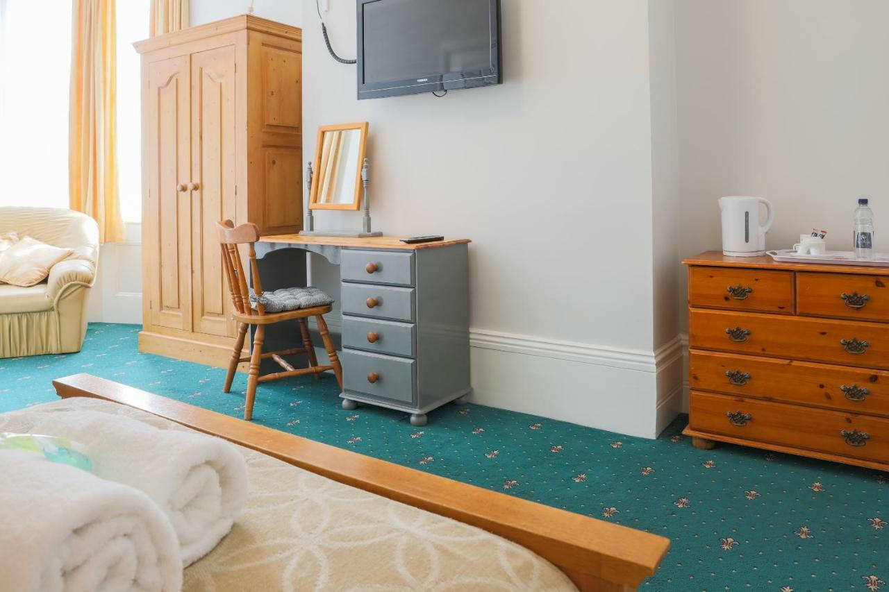 The Clee Hotel - Cleethorpes, Grimsby, Lincolnshire 외부 사진